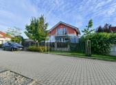 Pronájem - dům/vila, 187 m²