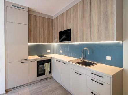 WhatsApp Image 2026-04-07 at 17.56.30 | Pronájem bytu, 2+1, 55 m²