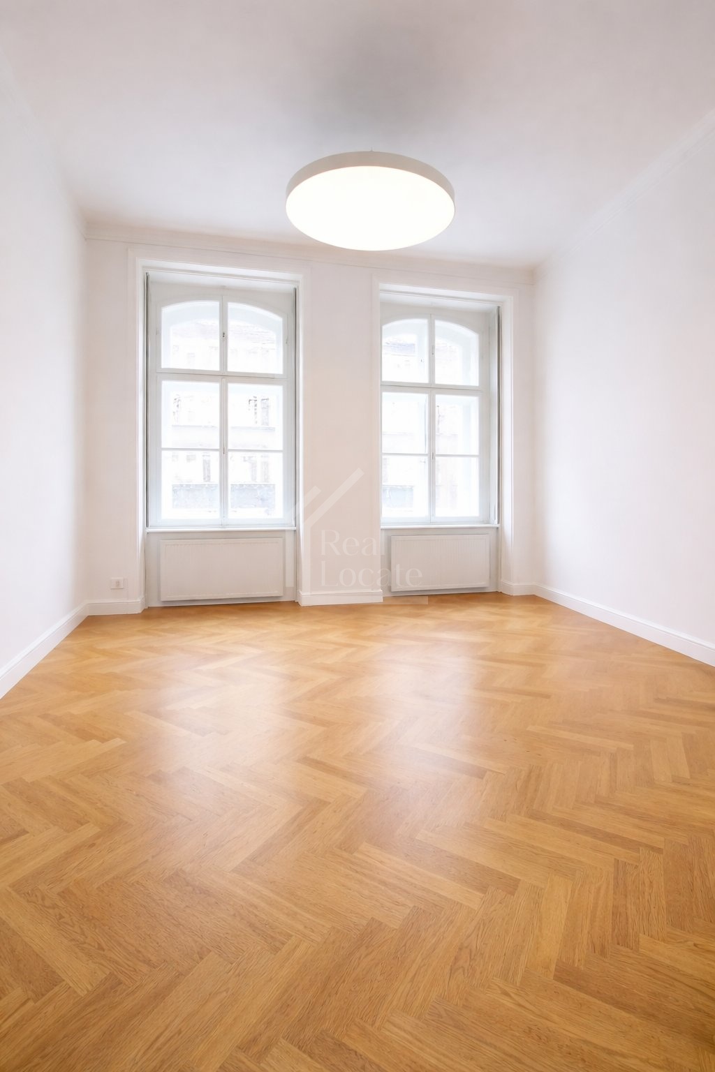 4C3FAEF9-660D-461E-8604-3643B3A42F33