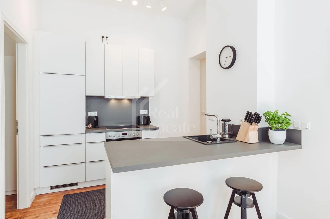 Pronájem, byt, 2+kk, 53 m2, Praha 8 - Karlín