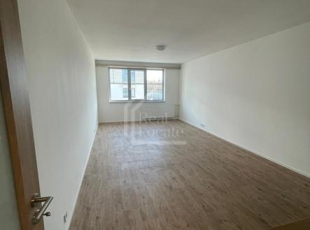 d0f5cdcc-70e0-468f-923a-6fc507230602 | Pronájem bytu, 1+kk, 37 m²
