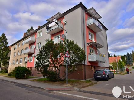 Prodej bytu na Čechově ulici ve velkém Meziříčí | Prodej bytu, 2+1, 56 m²