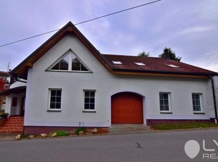 Prodej domu v Novém Městě na Moravě | Prodej - dům/vila, 347 m²