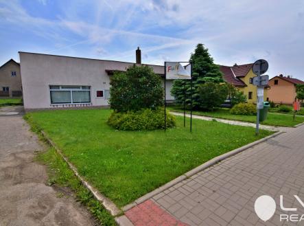 Prodej stavby s pozemkem 924 m2 v Novém Městě na Moravě, Pohledci | Prodej - komerční objekt, jiný, 260 m²