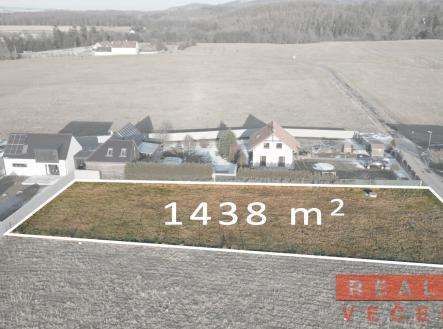 013 | Prodej - pozemek pro bydlení, 1 438 m²