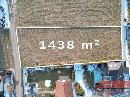 011 | Prodej - pozemek pro bydlení, 1 438 m²