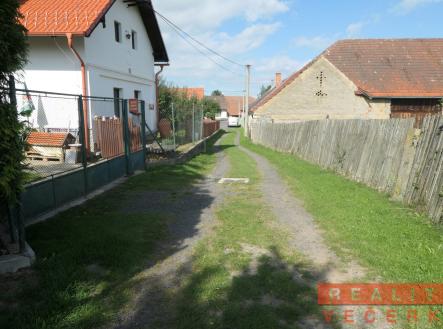 P1033735 | Prodej - pozemek pro bydlení, 2 476 m²