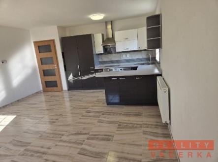 12 | Pronájem - dům/vila, 114 m²