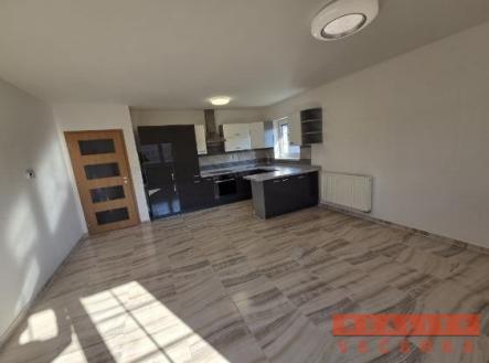 23 | Pronájem - dům/vila, 114 m²