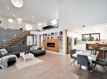Prodej - dům/vila, 267 m² obrázek