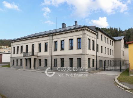 Prodej - obchodní prostor, 1 705 m² obrázek