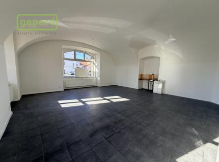 img-4575.jpeg | Pronájem - obchodní prostor, 106 m²