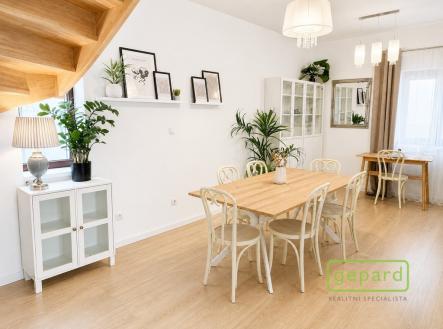 jidelni-kout.jpg | Prodej - hotel, 175 m²