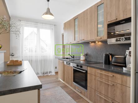 hotovo-1.jpg | Prodej - dům/vila, 163 m²