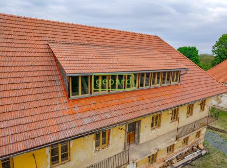 dji-20260513110028-0719-d.jpg | Prodej - dům/vila, 388 m²
