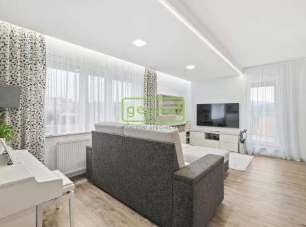 obyvaci-pokoj.jpg | Prodej bytu, 3+1, 128 m²