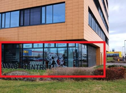. | Pronájem - obchodní prostor, 132 m²