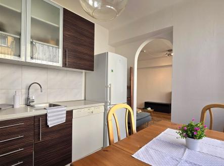 . | Pronájem bytu, 2+1, 56 m²