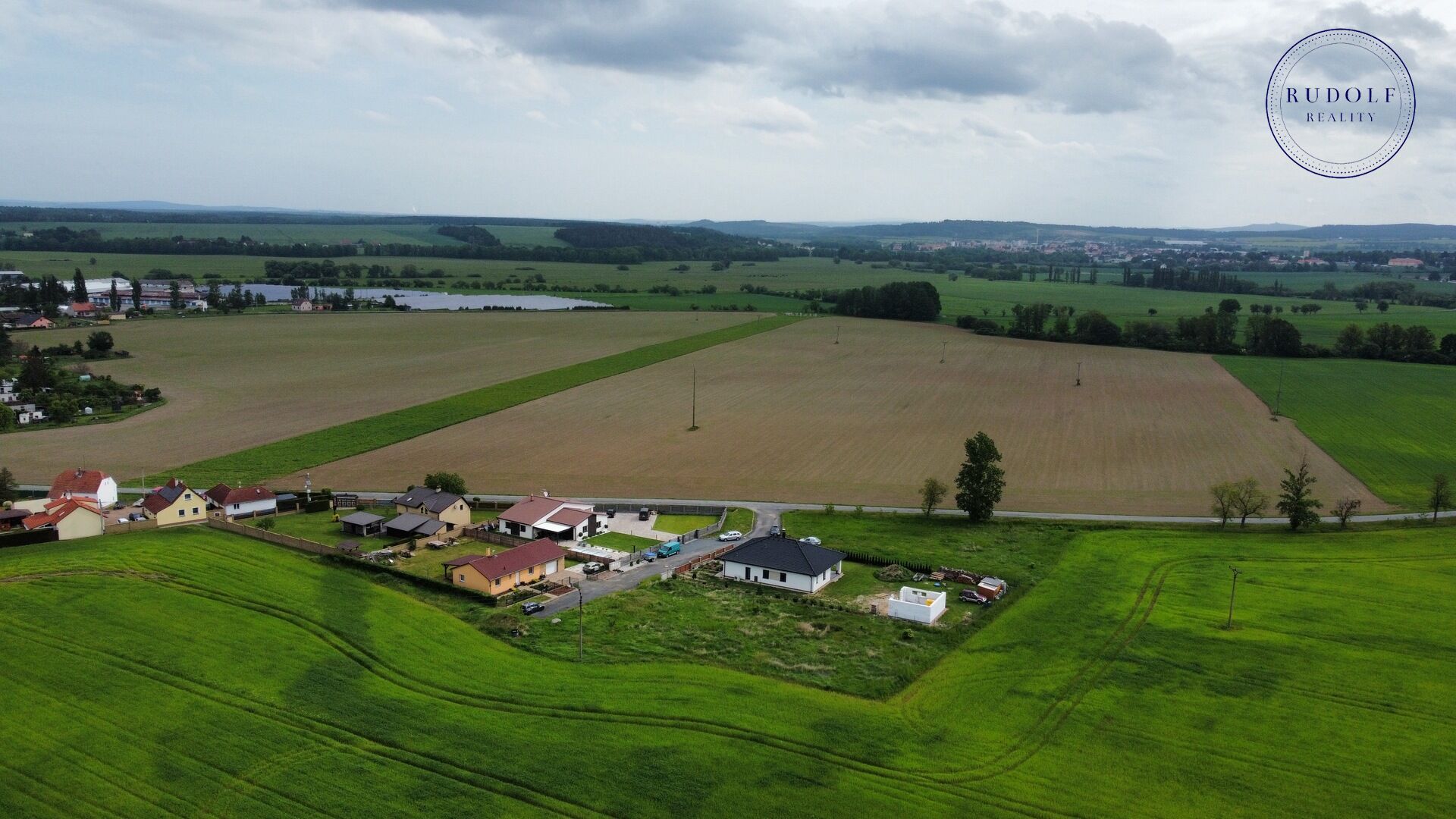 Prodej stavebního pozemku 907 m2, Vstiš