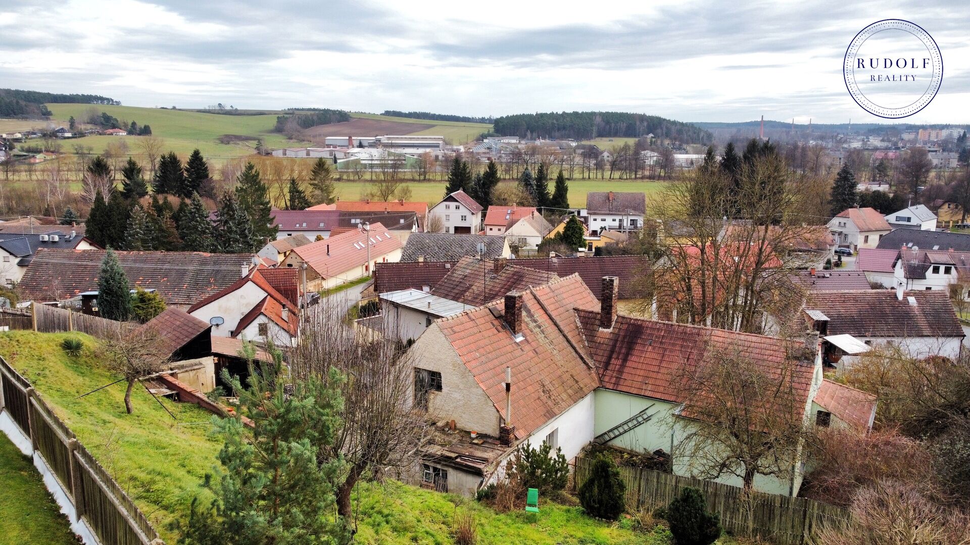 Prodej stavebního pozemku 1375 m2, Třemošná