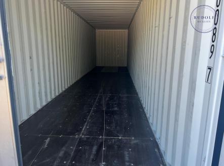 Pronájem - skladovací prostor
