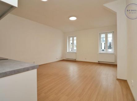Pronájem bytu, 3+kk, 62 m²