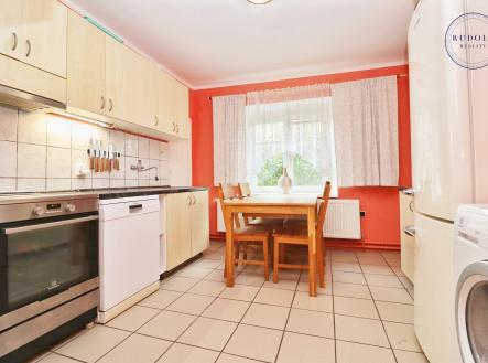 Prodej - dům/vila, 200 m²