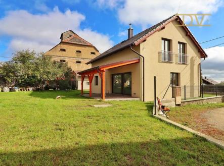 33d6c67a-5242-4086-a8fb-4cecef6db87f.jpeg | Prodej - dům/vila, 143 m²