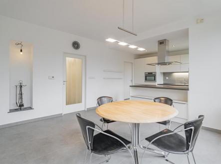 . | Prodej - dům/vila, 189 m²