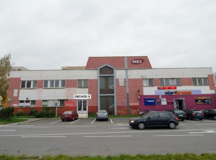 . | Pronájem - obchodní prostor, 100 m²