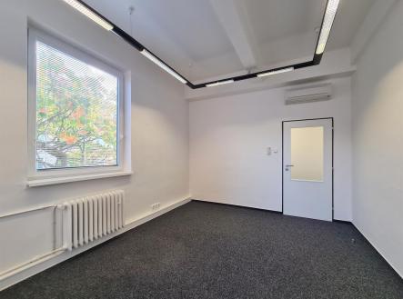 Kancelář | Pronájem - kanceláře, 150 m²