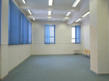 . | Pronájem - obchodní prostor, 117 m²