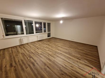 1000019343 | Prodej bytu, 3+kk, 77 m²