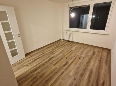 1000019333 | Prodej bytu, 3+kk, 77 m²