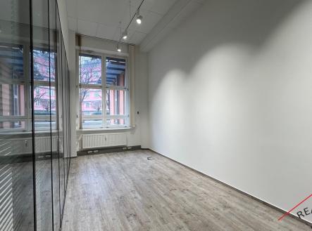 IMG_0731 | Pronájem - kanceláře, 240 m²
