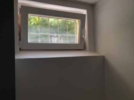 1000028861 | Pronájem - komerční objekt, sklad, 13 m²