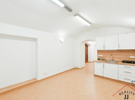 prodej-atelieru-2-kk-44m2-oldrichova-praha-2-nusle-peg-7305-1f2a44 | Prodej - kanceláře, 44 m²
