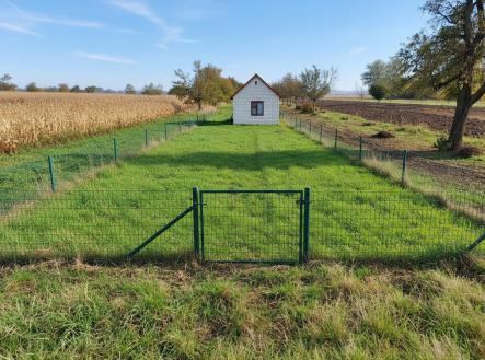 Prodej - pozemek, zahrada, 1 564 m²