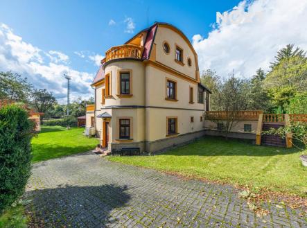 Prodej - dům/vila, 320 m²