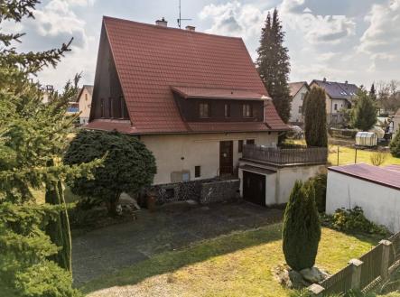 Prodej - dům/vila, 261 m²