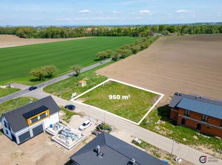 Prodej pozemku 950 m² - Pardubice, Dubany | Prodej - pozemek pro bydlení, 950 m²