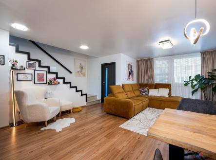 moderní dům 4+kk, Sezemice, Pardubice | Prodej - dům/vila, 139 m²