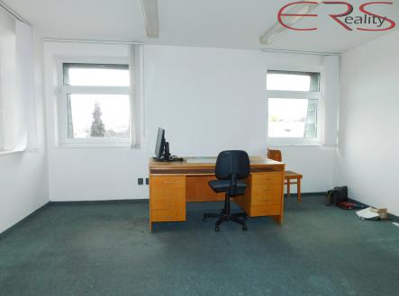 Prodej - kanceláře, 410 m²