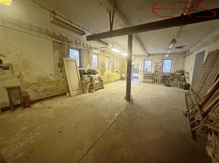 19 | Prodej - komerční objekt, výroba, 300 m²