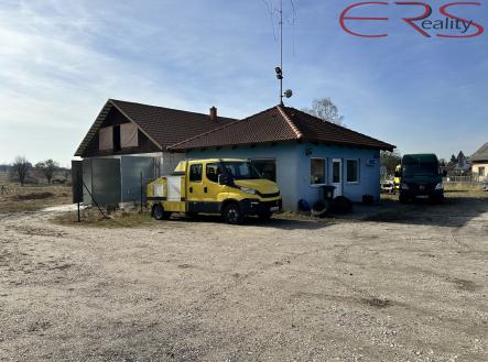 zázemí | Prodej - komerční objekt, sklad, 235 m²