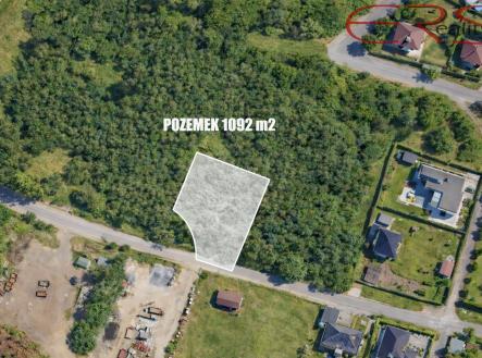 Prodej - pozemek pro bydlení, 1 092 m² obrázek