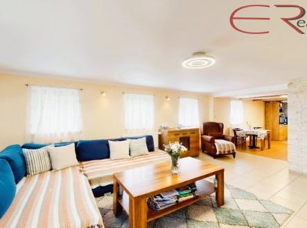 fa374da4-9e14-41aa-806d-24fd74287673 | Prodej - dům/vila, 143 m²