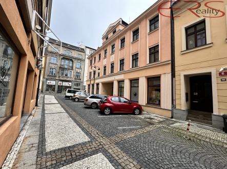 Nemovitost | Pronájem - obchodní prostor, 42 m²
