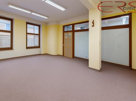 Obchodní prostor | Pronájem - obchodní prostor, 42 m²