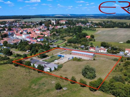 dji_fly_20250819_131948_276_1755602895430_photo_optimized (1) | Prodej - komerční objekt, sklad, 1 320 m²